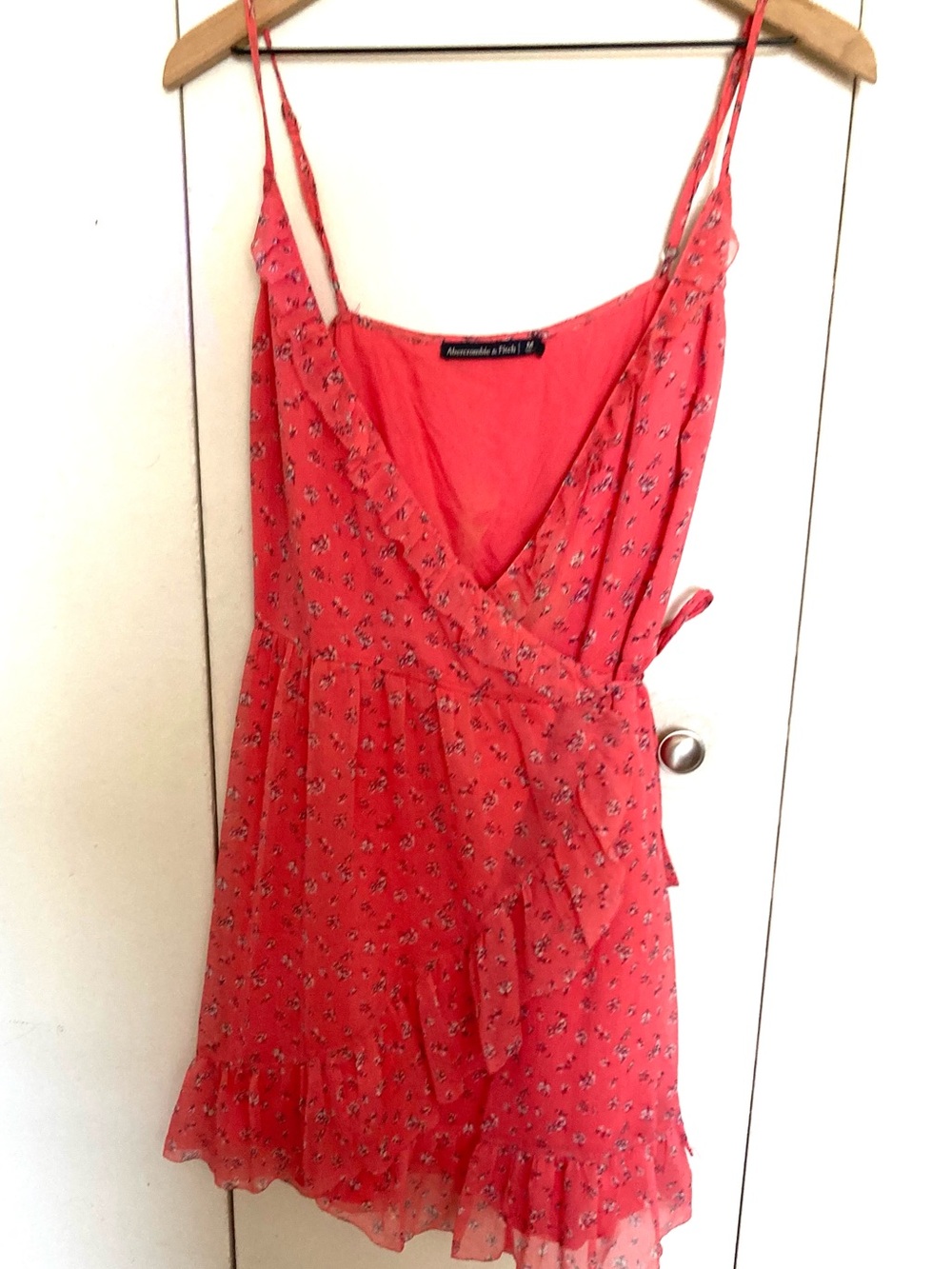 Abercrombie & Fitch Ruffled Wrap Dresses in Peach/M